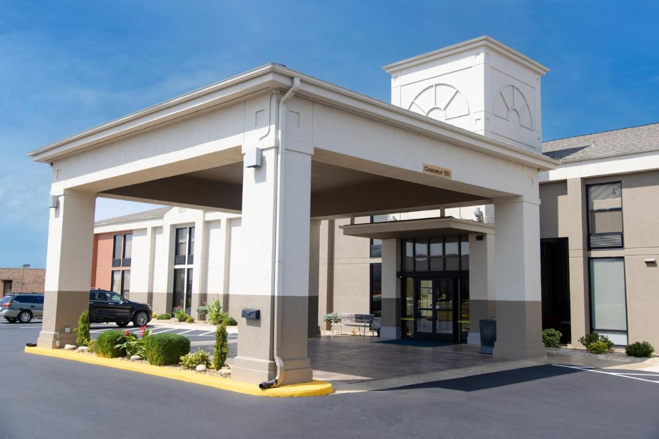Holiday Inn Express Marshfield - Springfield Area By Ihg Bagian luar foto