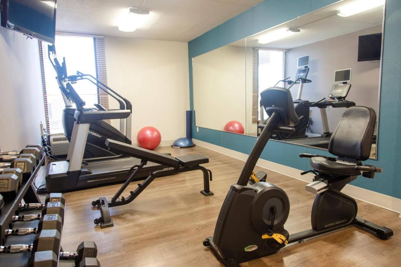 Holiday Inn Express Marshfield - Springfield Area By Ihg Bagian luar foto