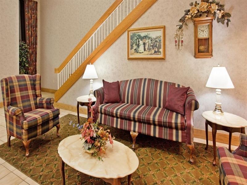 Holiday Inn Express Marshfield - Springfield Area By Ihg Bagian luar foto