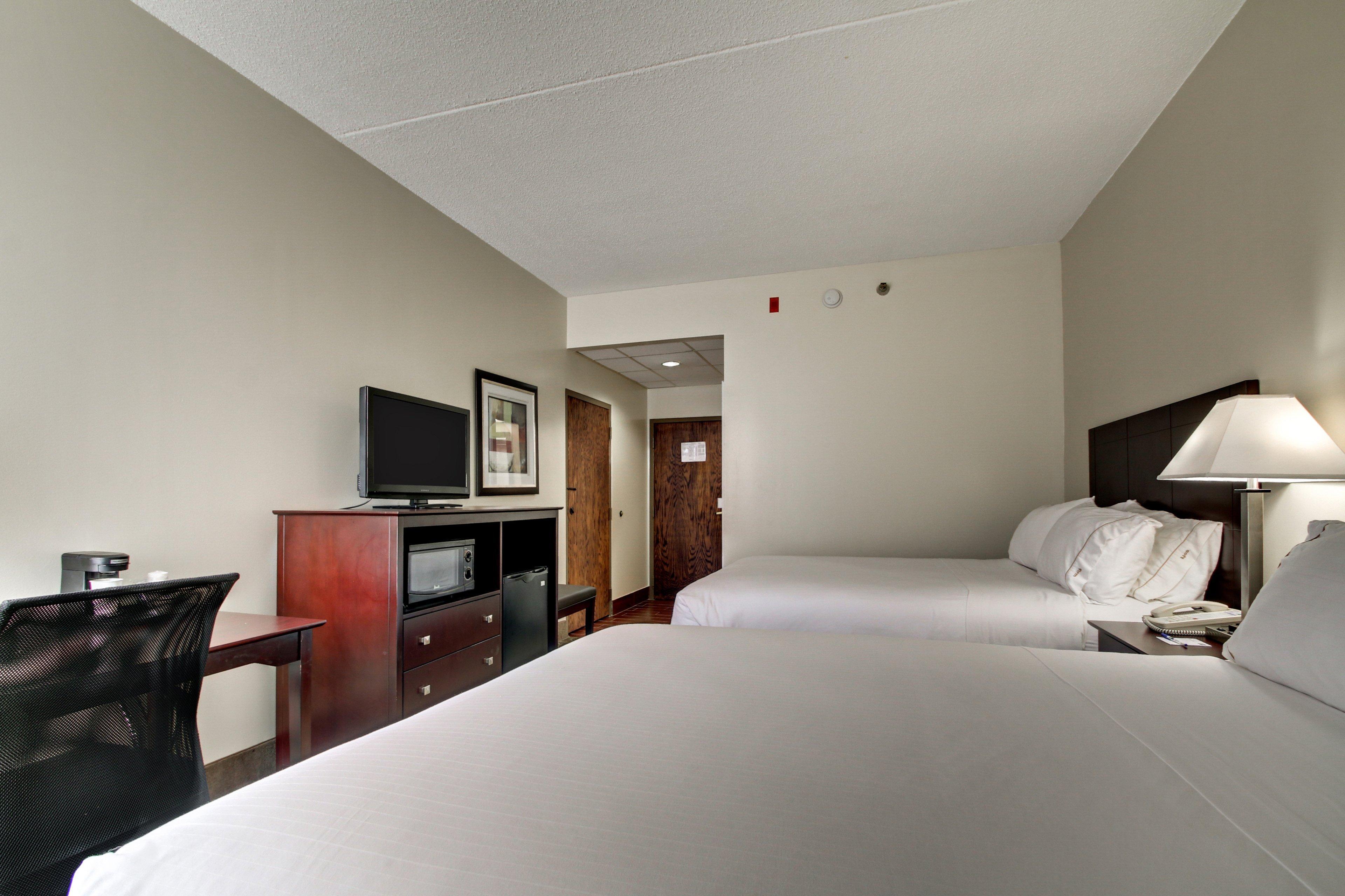 Holiday Inn Express Marshfield - Springfield Area By Ihg Bagian luar foto