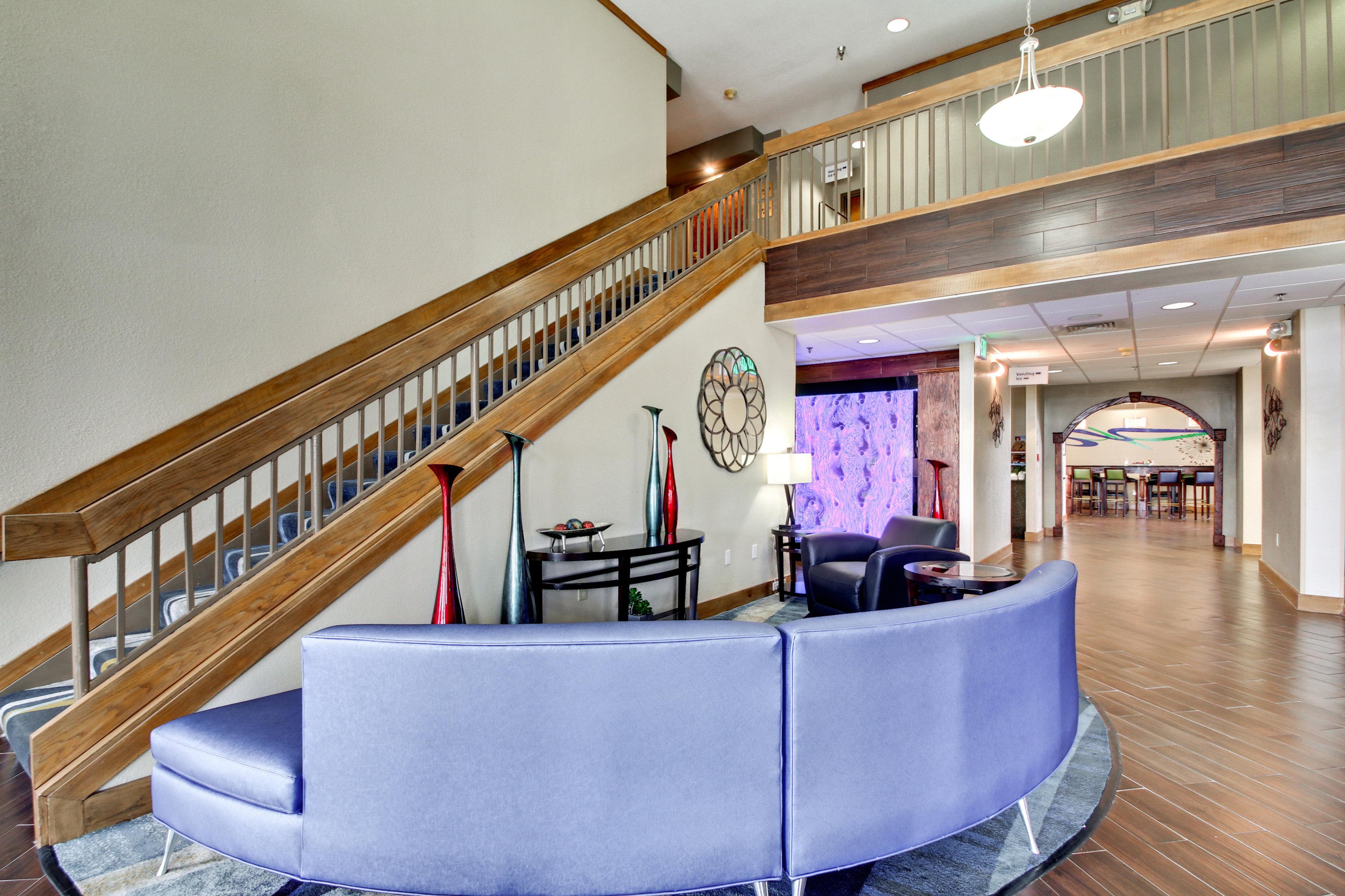 Holiday Inn Express Marshfield - Springfield Area By Ihg Bagian luar foto